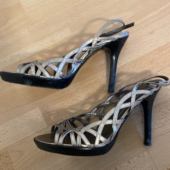 Heeled open toe sandal - Picture 2 of 2